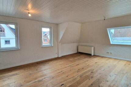 Wohnung Leonberg - 4 Zimmer, 75 m&sup2;, 1.200&euro; | Angebot:26496497