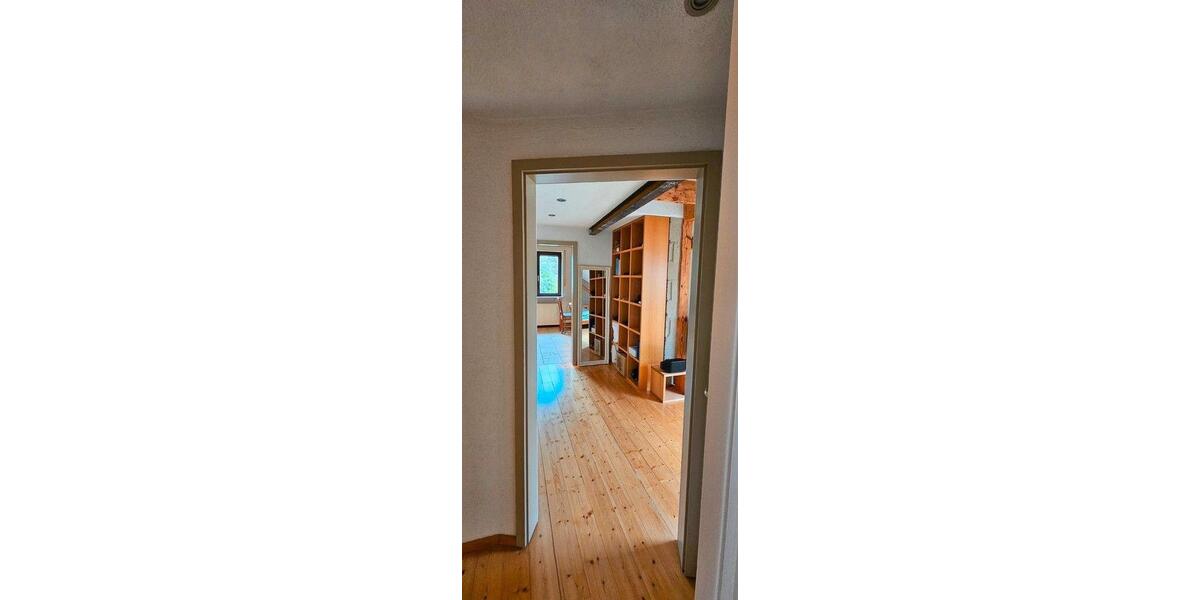 Dachgeschoßwohnung Hirschberg an der Bergstraße - 2 Zimmer, 54 m&sup2;, 750&euro; | Angebot:26547351