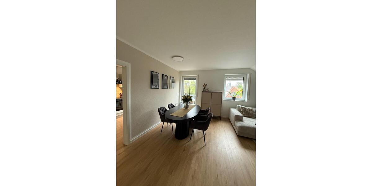 Etagenwohnung Badbergen - 3 Zimmer, 90 m&sup2;, 940&euro; | Angebot:26482093