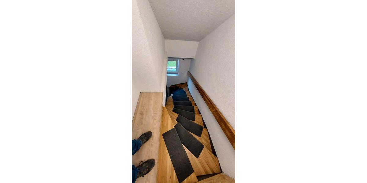 Dachgeschoss Wohnung 2 zimmer