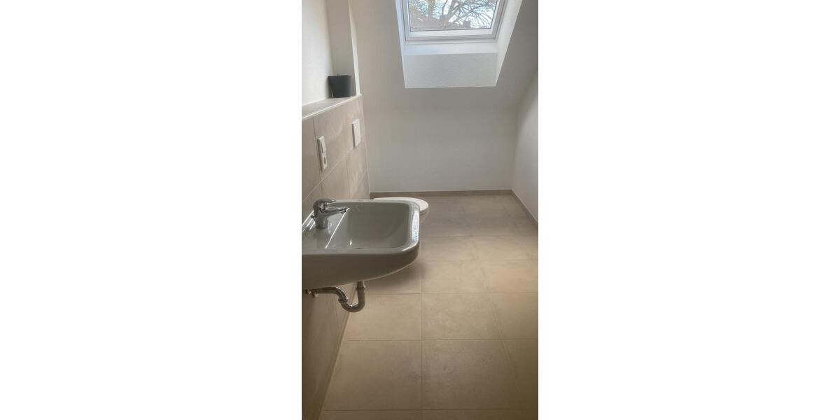 Dachgeschoßwohnung Idar-Oberstein Oberstein - 4 Zimmer, 110 m&sup2;, 1.300&euro; | Angebot:26688043