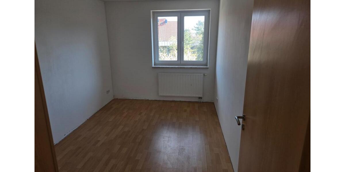 Etagenwohnung Templin - 3 Zimmer, 73 m&sup2;, 650&euro; | Angebot:26482811