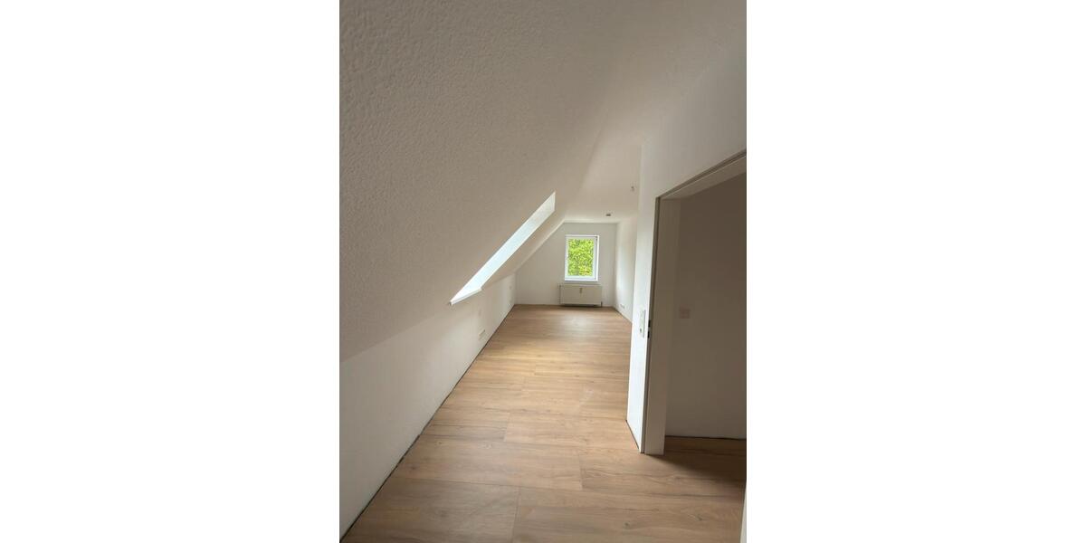 Etagenwohnung Oyten - 5.5 Zimmer, 125 m&sup2;, 1.500&euro; | Angebot:26626034