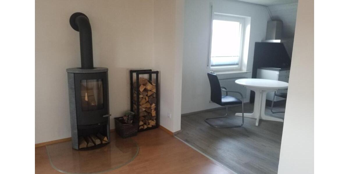 Dachgeschoßwohnung Bächingen an der Brenz - 4 Zimmer, 85 m&sup2;, 670&euro; | Angebot:24829058