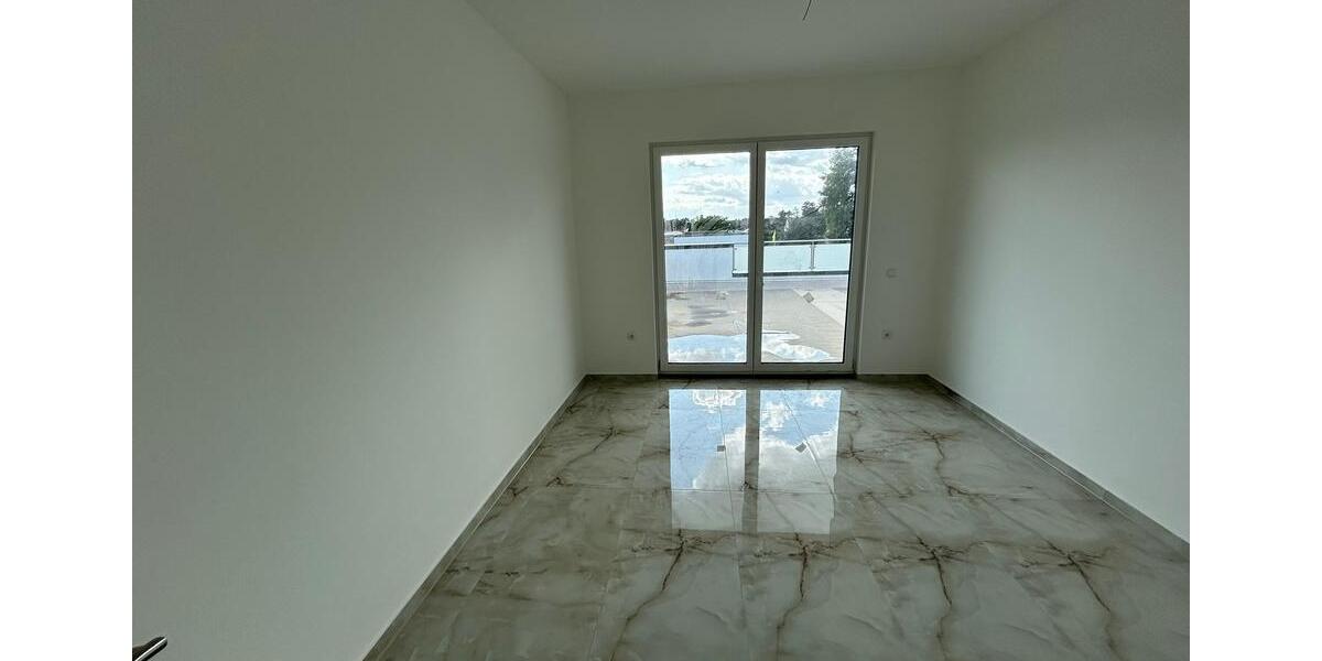 Terrassenwohnung Nienburg (Weser) - 4 Zimmer, 159 m&sup2;, 1.200&euro; | Angebot:26348235