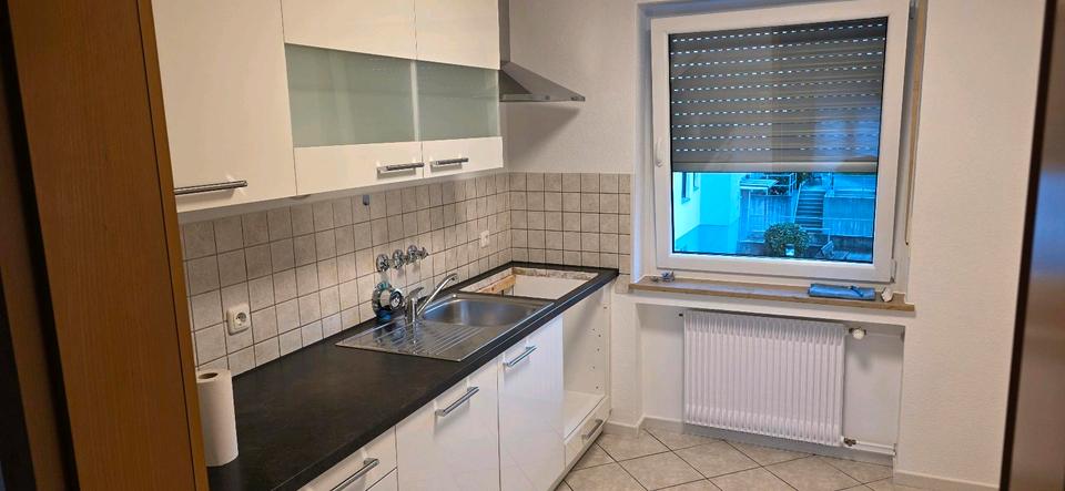 Etagenwohnung Niederwerrn - 3 Zimmer, 85 m&sup2;, 800&euro; | Angebot:26334778