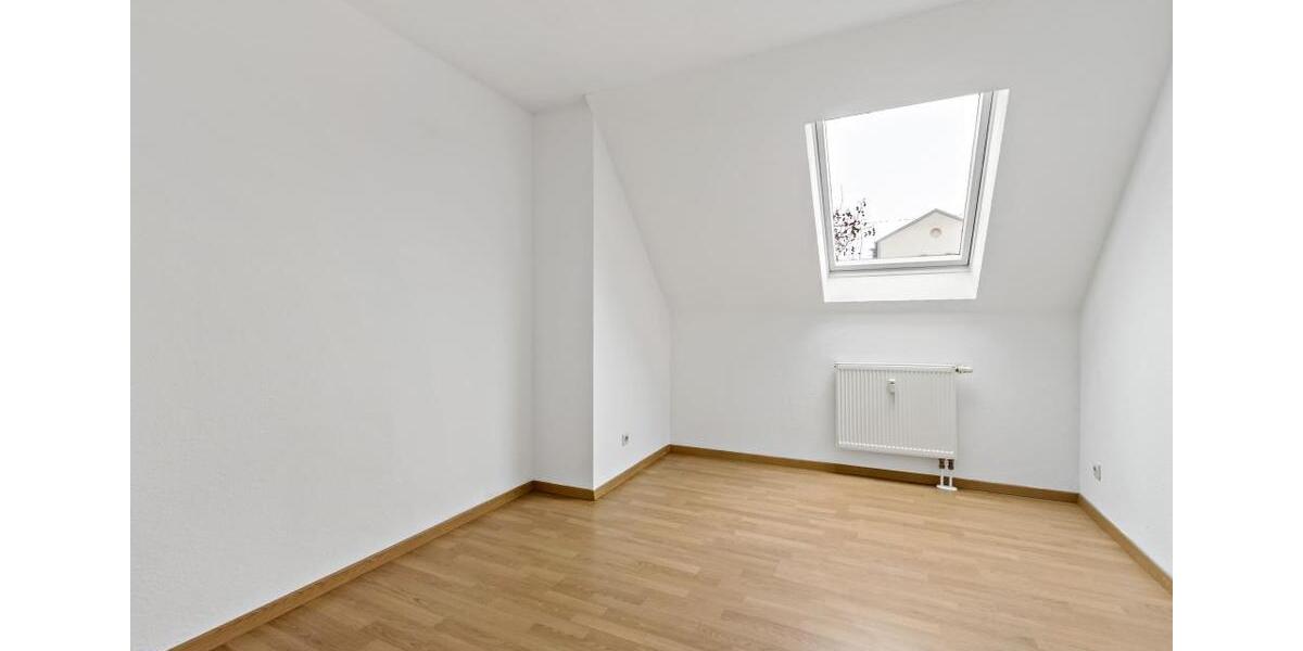 Etagenwohnung Weißenfels - 3 Zimmer, 63 m&sup2;, 346&euro; | Angebot:25854357