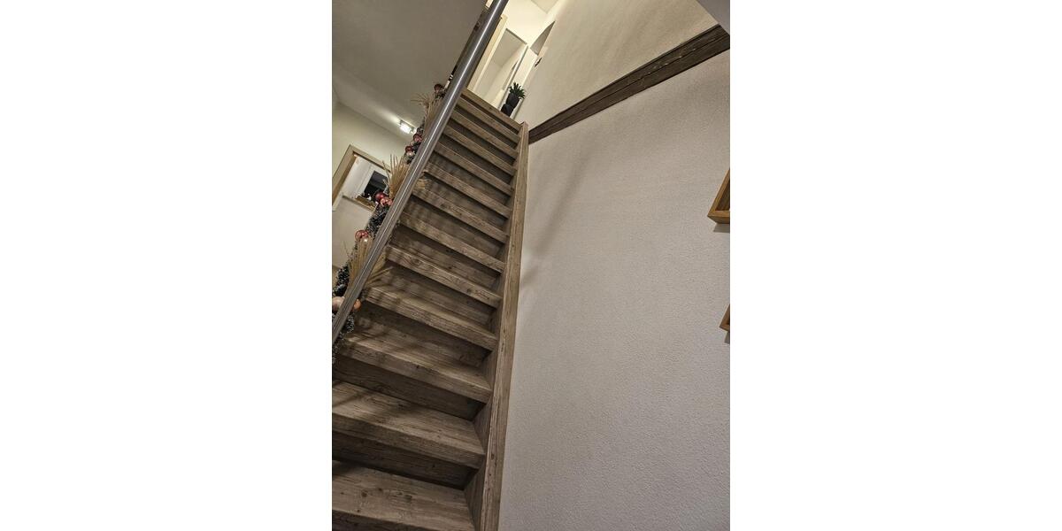 Einfamilienhaus Wittislingen - 7 Zimmer, 175 m&sup2;, 1.400&euro; | Angebot:25936918