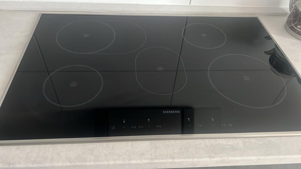 3 Zimmer Wohnung im 1.OG in Zeitz mit Einbauküche 73 qm