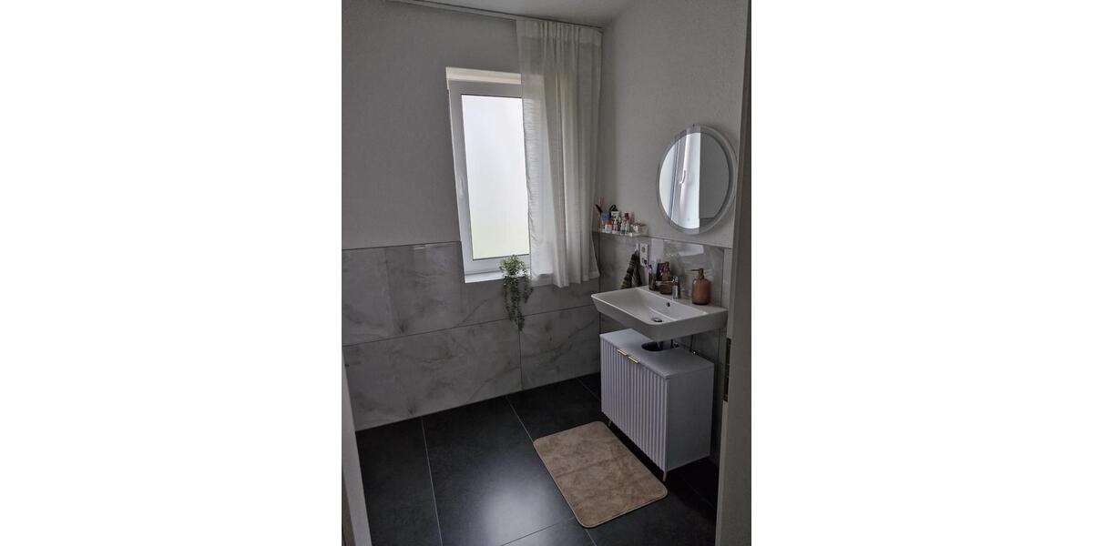Etagenwohnung Apen - 3 Zimmer, 87 m&sup2;, 900&euro; | Angebot:26614316