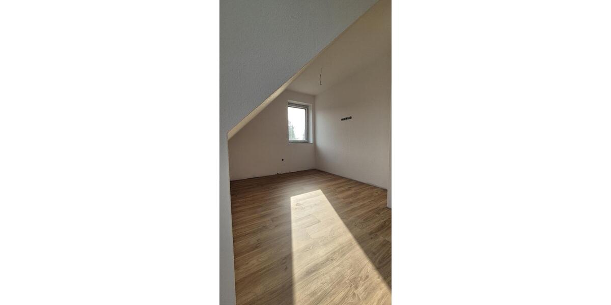 Dachgeschoßwohnung Werlte - 2.5 Zimmer, 71 m&sup2;, 720&euro; | Angebot:25420062