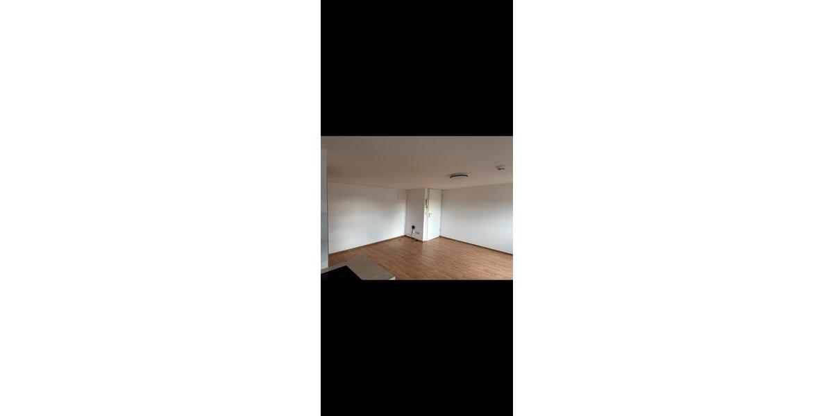 Dachgeschoßwohnung Halle (Saale) Büschdorf - 1 Zimmer, 28 m&sup2;, 300&euro; | Angebot:26005728
