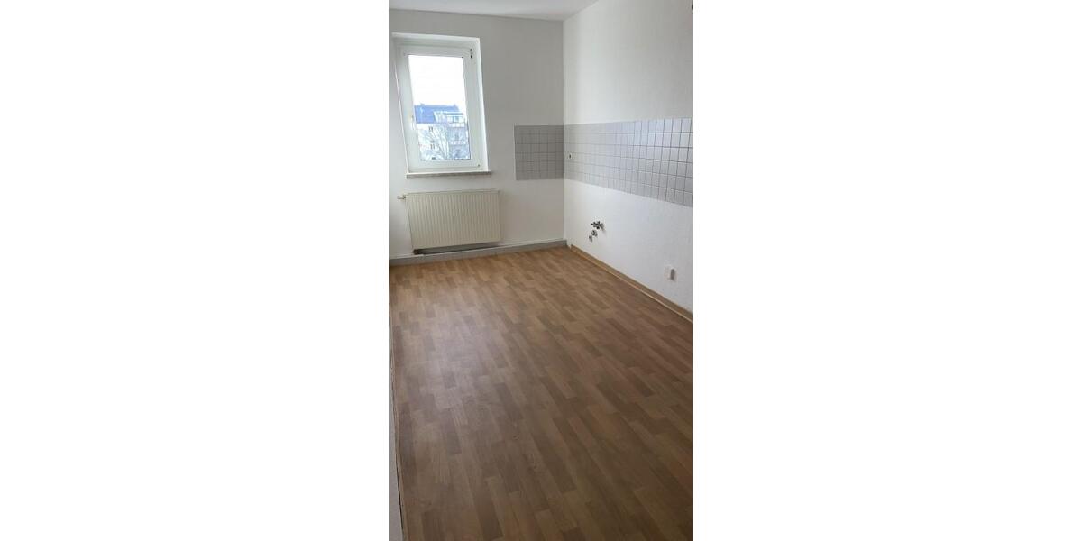 Dachgeschoßwohnung Wurzen - 2 Zimmer, 50 m&sup2;, 315&euro; | Angebot:23089754