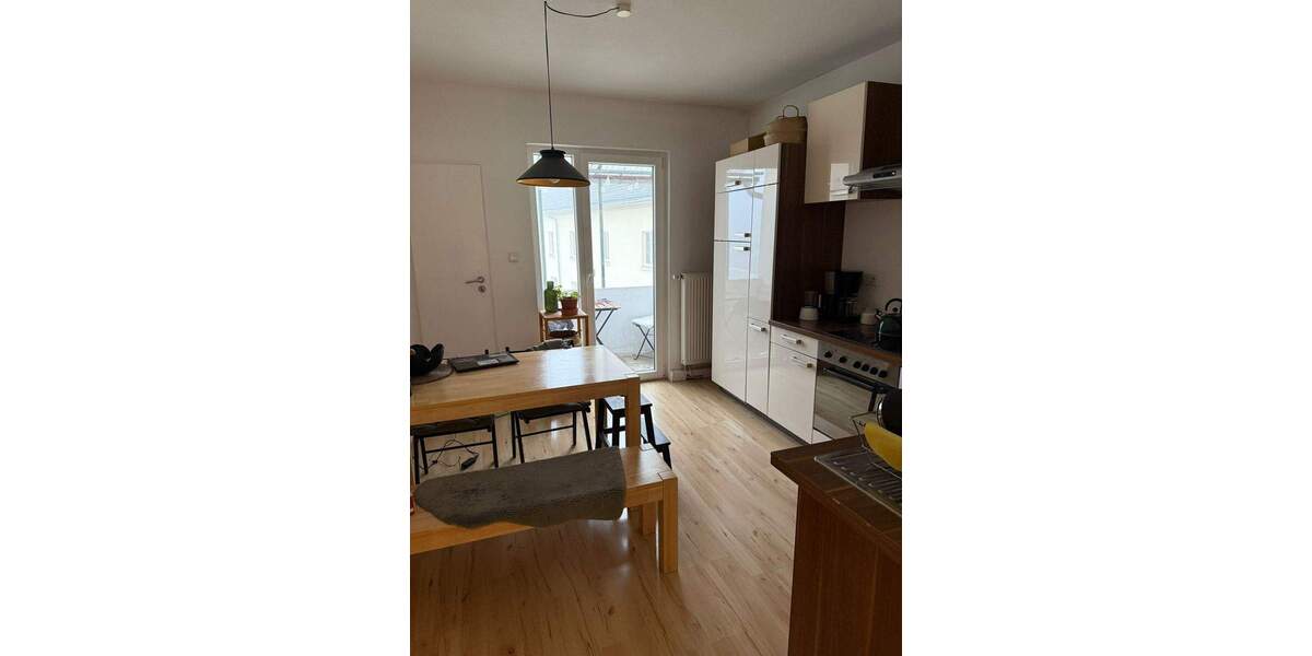 Etagenwohnung Ludwigshafen am Rhein Süd - 1 Zimmer, 58 m&sup2;, 500&euro; | Angebot:25697787