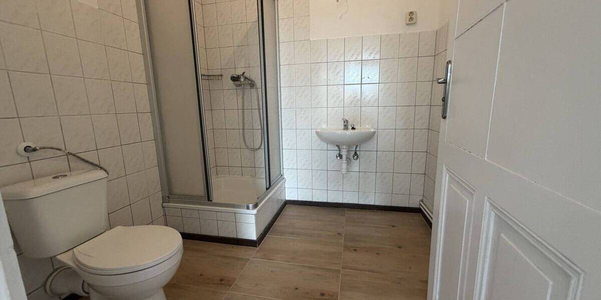 Etagenwohnung Görlitz Innenstadt - 2 Zimmer, 32 m&sup2;, 275&euro; | Angebot:26758485