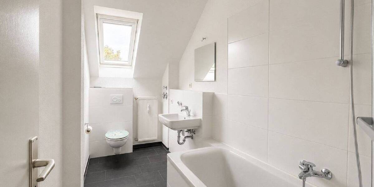Etagenwohnung Chemnitz Altchemnitz - 3 Zimmer, 74 m&sup2;, 375&euro; | Angebot:26841110