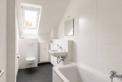 Wohnung Chemnitz Altchemnitz - 3 Zimmer, 74 m&sup2;, 375&euro; | Angebot:26841110