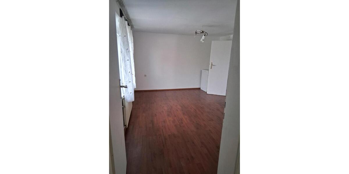 Hochparterre Balingen - 3 Zimmer, 85 m&sup2;, 750&euro; | Angebot:26424781