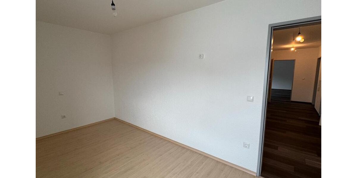 Etagenwohnung Viechtach - 4 Zimmer, 115 m&sup2;, 820&euro; | Angebot:25811067