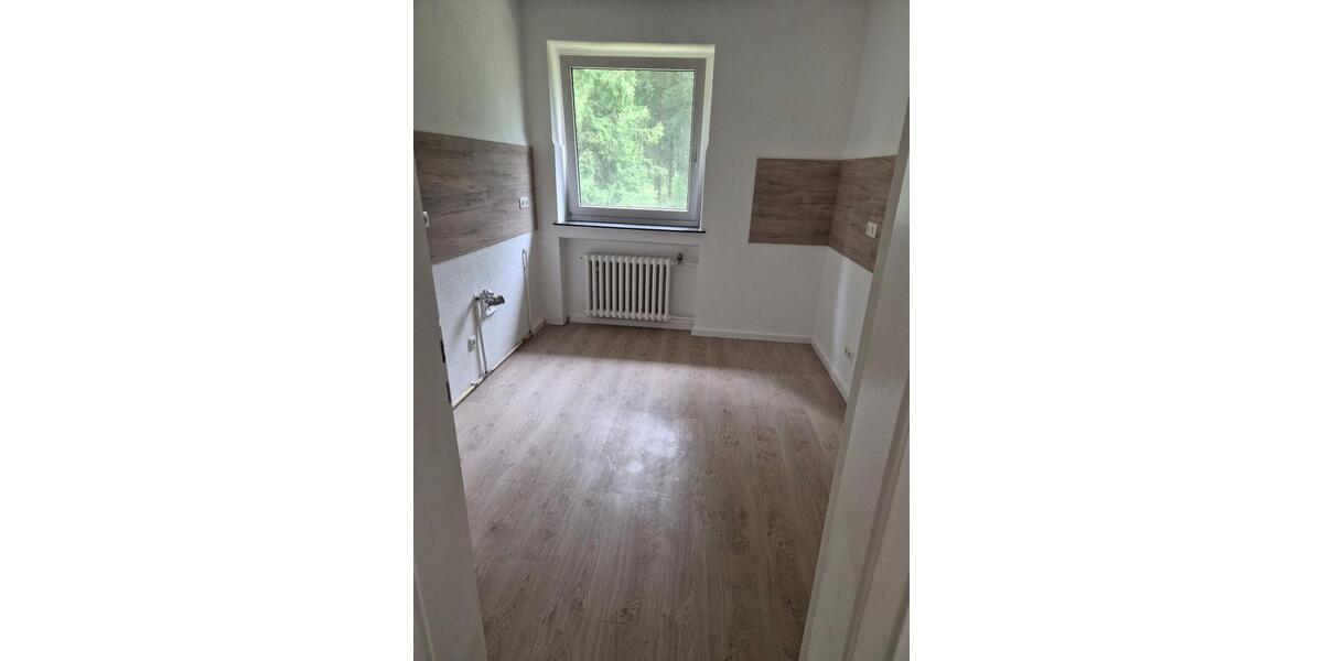 Etagenwohnung Clausthal-Zellerfeld Zellerfeld - 4 Zimmer, 90 m&sup2;, 450&euro; | Angebot:25875808
