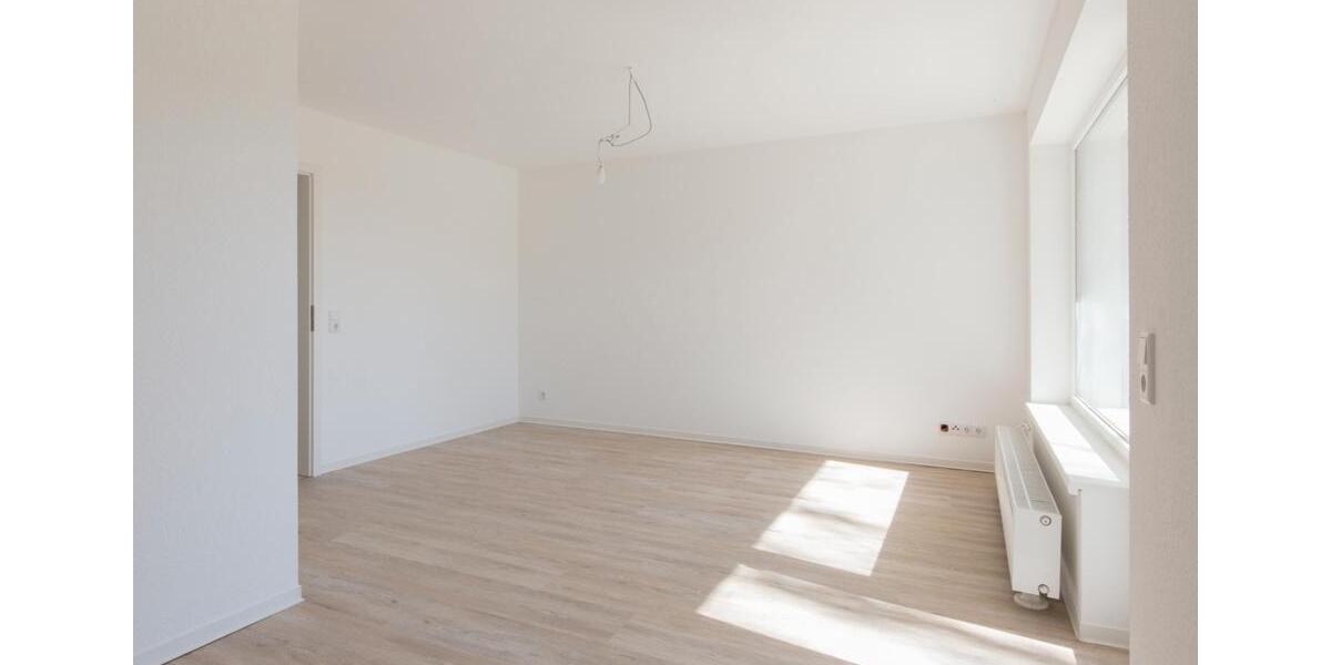 Erstbezug nach Sanierung: Moderne 1,5-Zimmer-Wohnung mit Balkon 1.5 zimmer