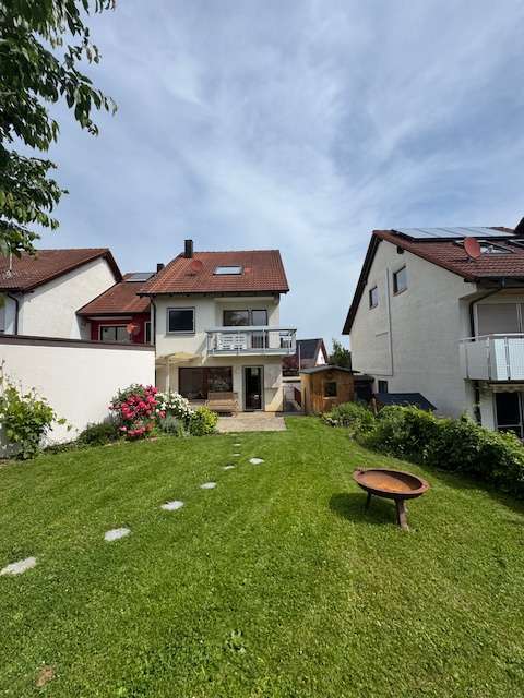 Haus zum Mieten in Gäufelden-Öschelbronn 1.450 € 142 m²