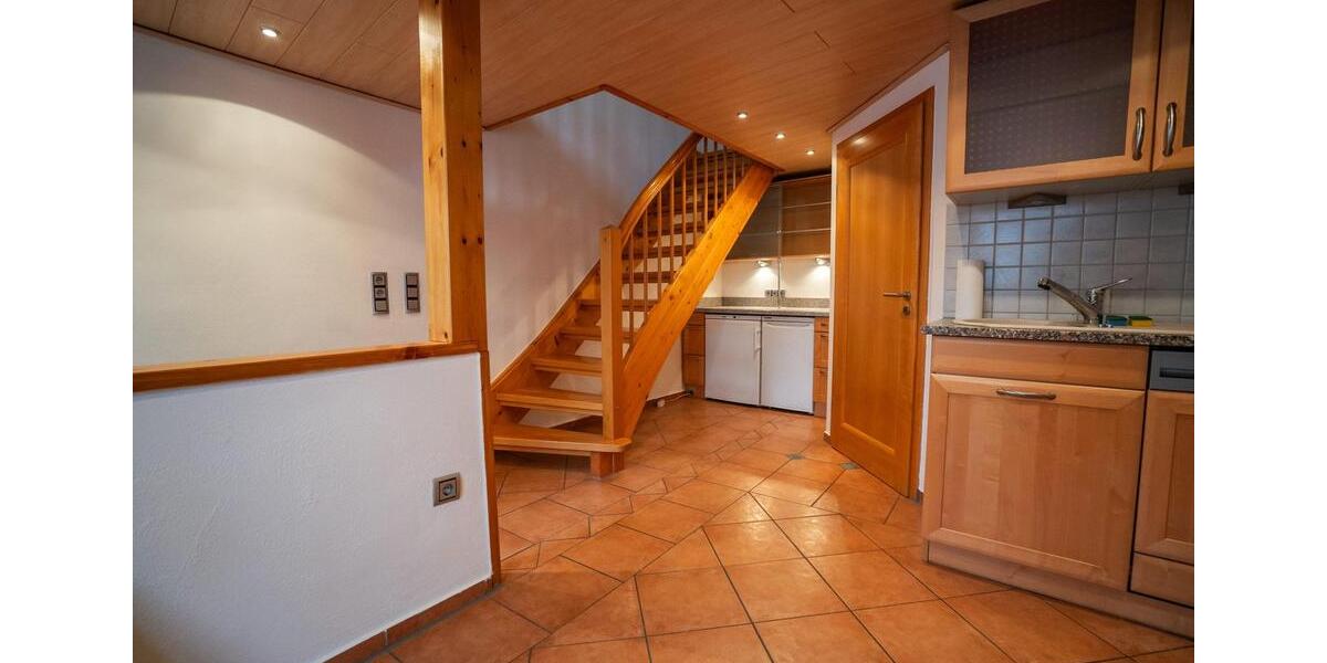 Wohnung und Haus in einem - saniertes Altstadthaus mit insgesamt 93m² in Lauinger Toplage 3 zimmer