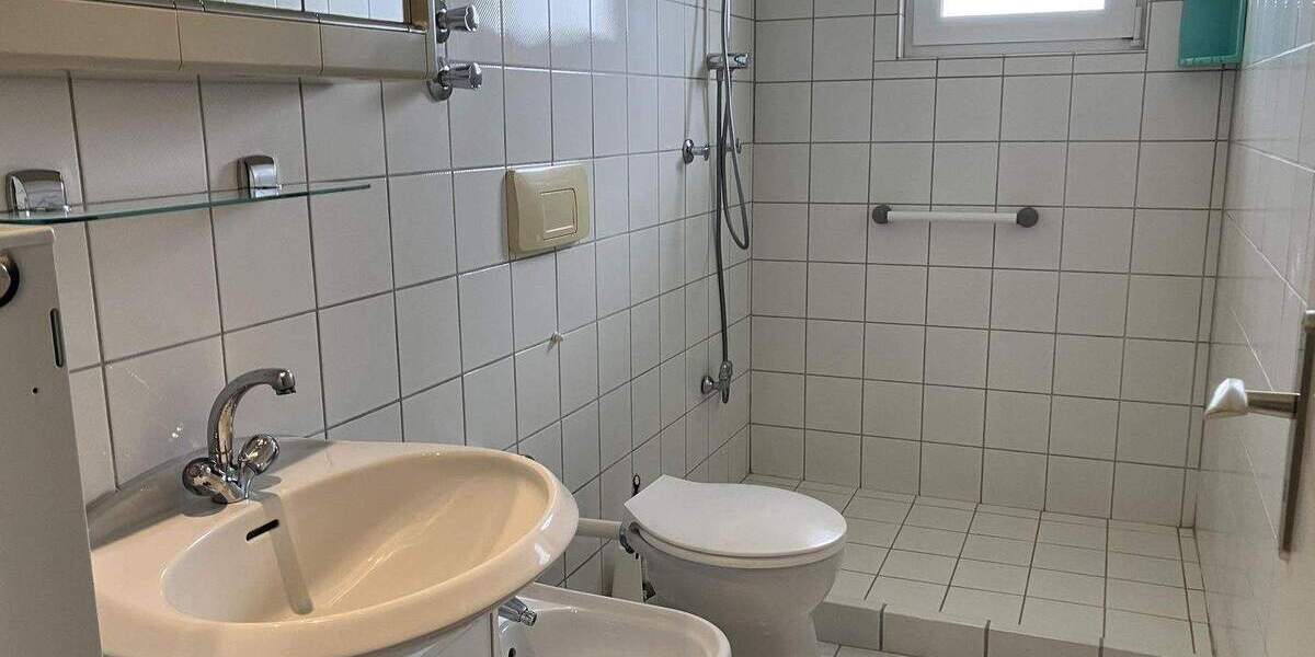 Etagenwohnung Baunatal Großenritte - 6 Zimmer, 156 m&sup2;, 1.790&euro; | Angebot:25674204