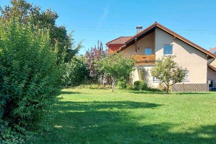 Wohnung Lauchheim - 3 Zimmer, 92 m&sup2;, 780&euro; | Angebot:24919548