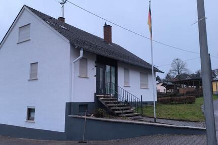 Wohnung Niederwörresbach - 5 Zimmer, 128 m&sup2;, 890&euro; | Angebot:25963051