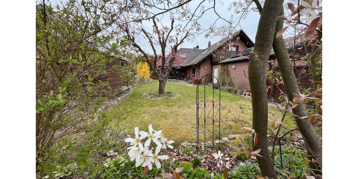 Einfamilienhaus Gifhorn - 4 Zimmer, 140 m&sup2;, 1.200&euro; | Angebot:26103614