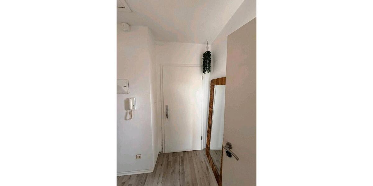 Dachgeschoßwohnung Walldorf - 3 Zimmer, 56 m&sup2;, 800&euro; | Angebot:26604019