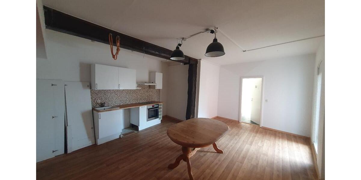 Erdgeschoßwohnung Stralsund - 3 Zimmer, 84 m&sup2;, 1.000&euro; | Angebot:25805324