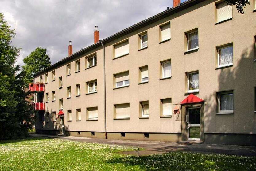 Wohnung zum Mieten in Duisburg 379 € 41.07 m²