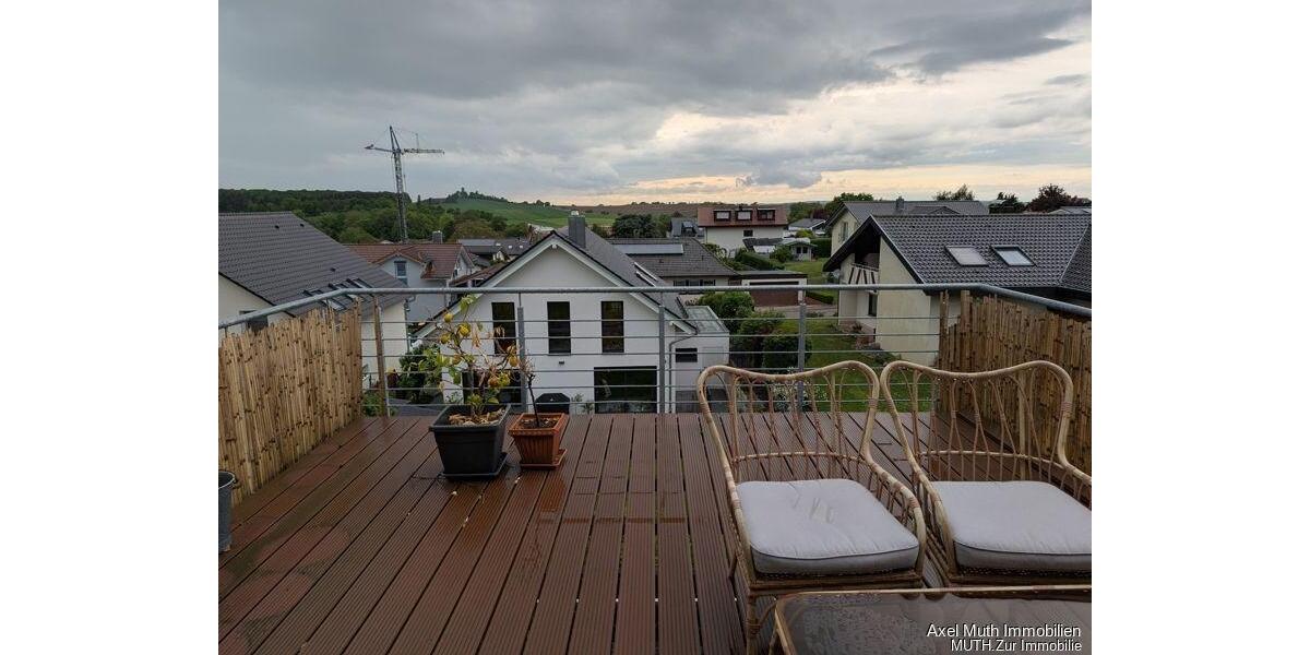 Dachgeschoßwohnung Eppingen - 3 Zimmer, 88 m&sup2;, 950&euro; | Angebot:26489771