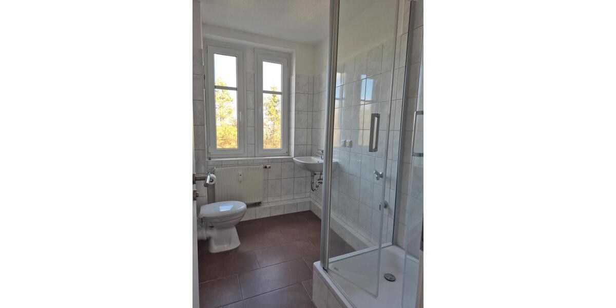 Etagenwohnung Arnsdorf - 3 Zimmer, 67 m&sup2;, 552&euro; | Angebot:25782398