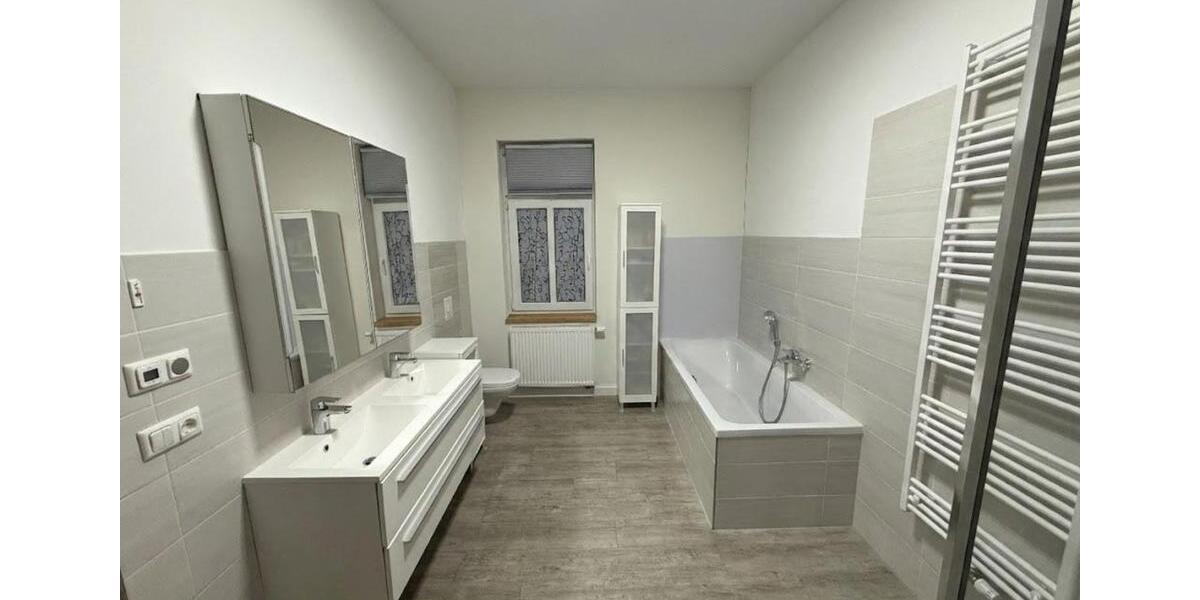 Etagenwohnung Ilmenau - 3 Zimmer, 98 m&sup2;, 930&euro; | Angebot:25162167