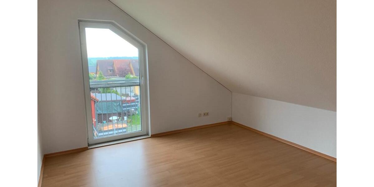Dachgeschoßwohnung Wermsdorf - 2 Zimmer, 54 m&sup2;, 350&euro; | Angebot:26350227