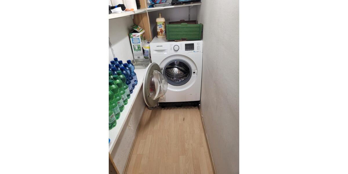 Erdgeschoßwohnung Weinstadt - 1 Zimmer, 30 m&sup2;, 600&euro; | Angebot:26603045