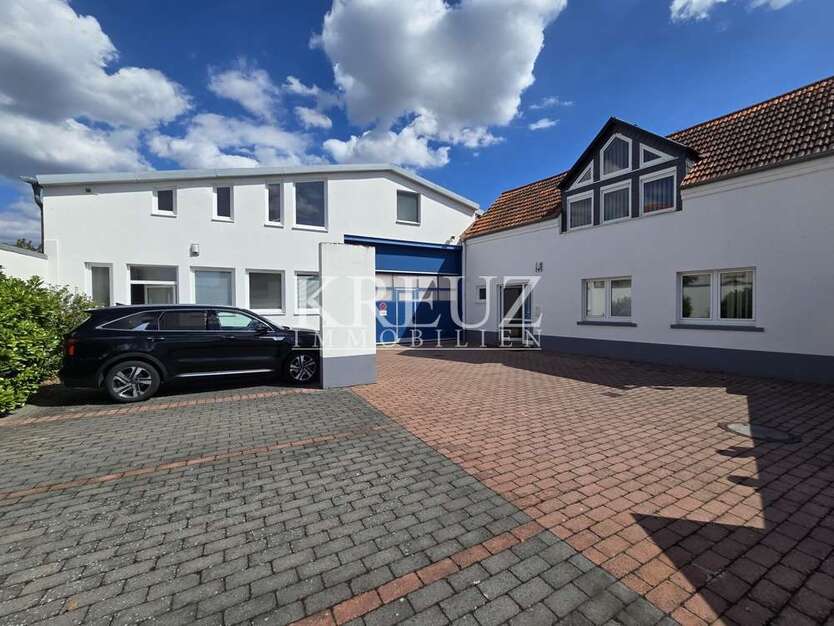 Halle in Rüsselsheim Königstädten 2.800 € 380 m²