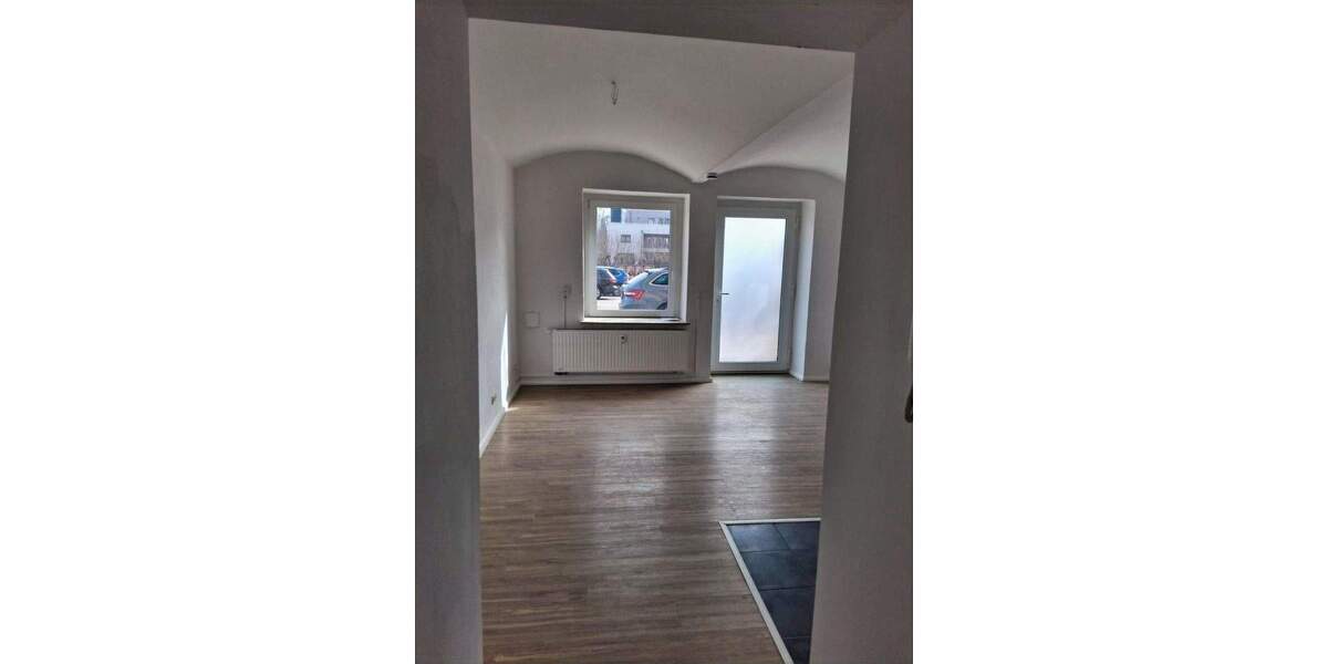 Etagenwohnung Magdeburg Altstadt - 2 Zimmer, 45 m&sup2;, 360&euro; | Angebot:25704003