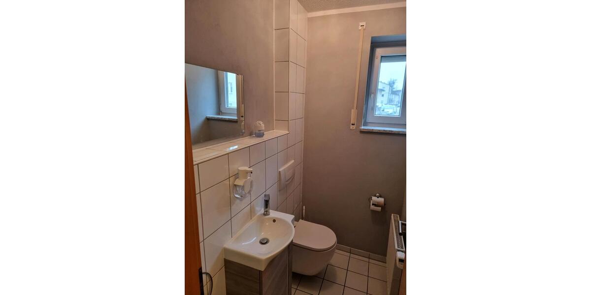 Doppelhaushälfte Straubing - 5 Zimmer, 128 m&sup2;, 1.190&euro; | Angebot:26237543