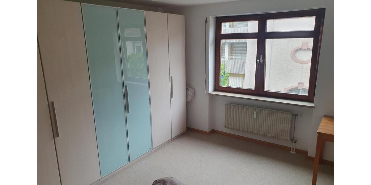 Wohnen auf Zeit Lörrach - 1 Zimmer, 25 m&sup2;, 750&euro; | Angebot:24696784