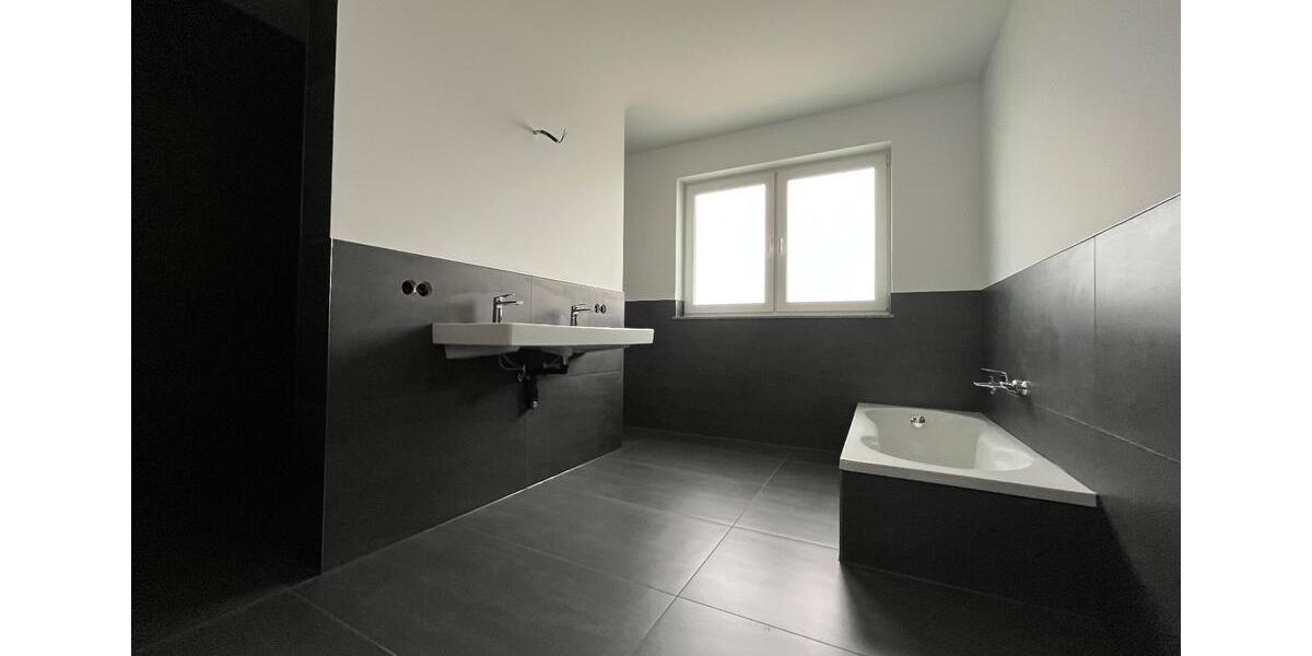 Doppelhaushälfte Bad Münstereifel - 5 Zimmer, 152 m&sup2;, 1.550&euro; | Angebot:25178448