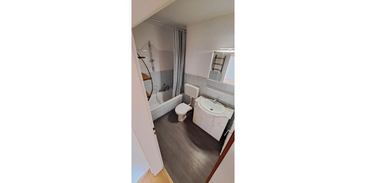 Etagenwohnung Krefeld Benrad - 2 Zimmer, 52 m&sup2;, 500&euro; | Angebot:26573032