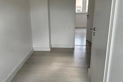 4 Zimmer Wohnung, 90m2 in Neunkirchen zu vermieten, per sofort 4 zimmer