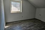 Dachgeschoßwohnung Kirchhaslach Greimeltshofen - 3 Zimmer, 85 m&sup2;, 655&euro; | Angebot:26625190