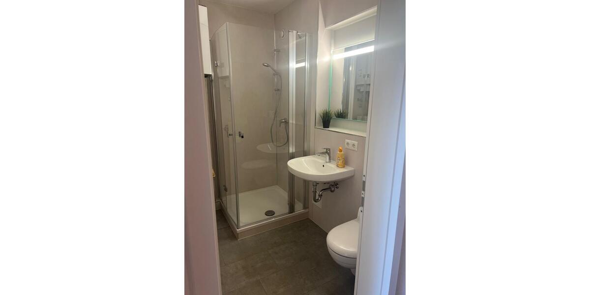 Dachgeschoßwohnung Bad Rodach - 1.5 Zimmer, 33 m&sup2;, 450&euro; | Angebot:26610717