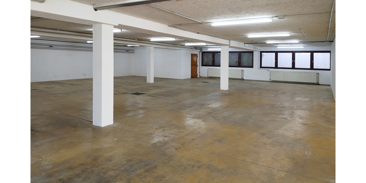 Gewerbefläche oder Lager mit Erweiterungsmöglichkeiten in Sauerlach zimmer