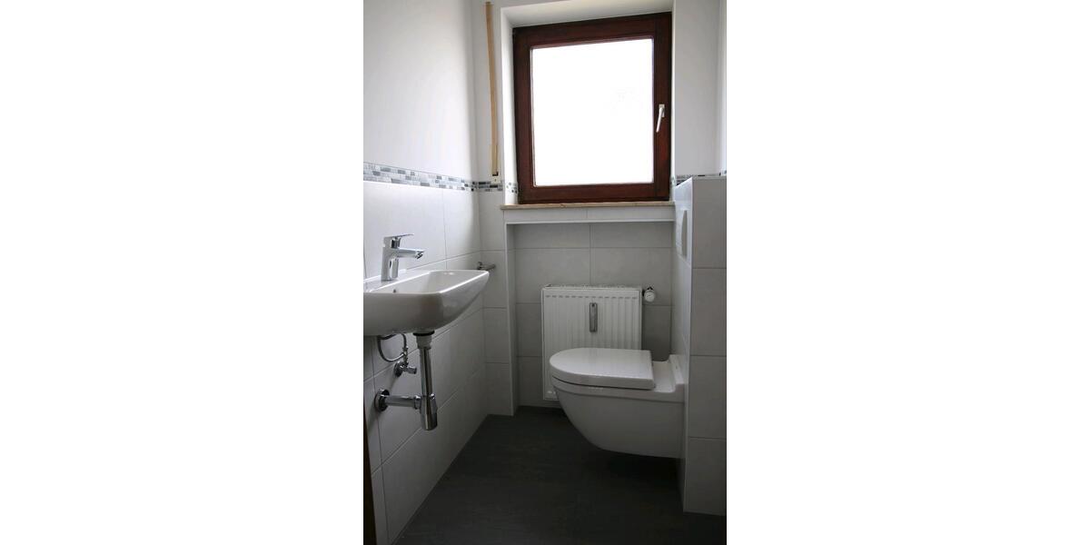 Etagenwohnung Ruppichteroth - 4 Zimmer, 140 m&sup2;, 1.100&euro; | Angebot:26479979